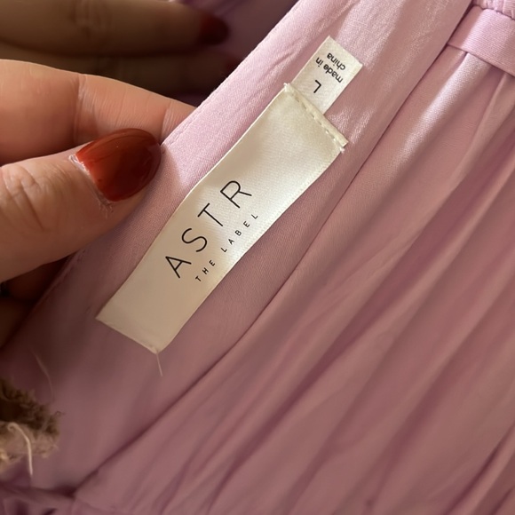 ASTR lilac midi dress - Picture 3 of 3